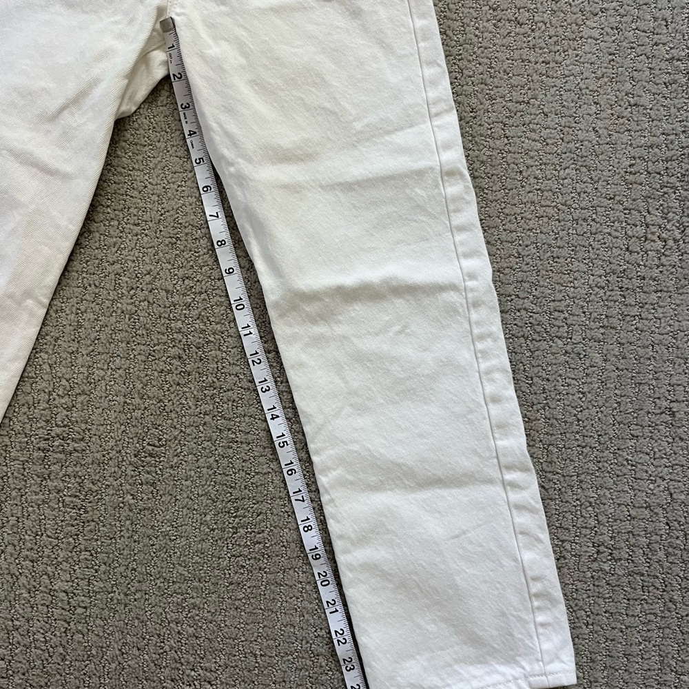 Classic White Women's Jeans - Picture 7 of 8